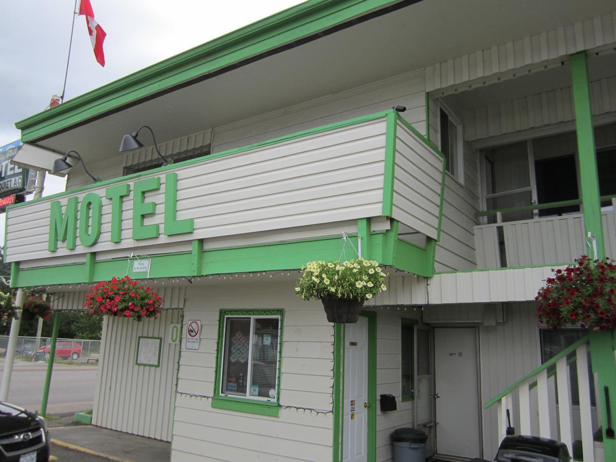 Bulkley Valley Motel New Hazelton エクステリア 写真